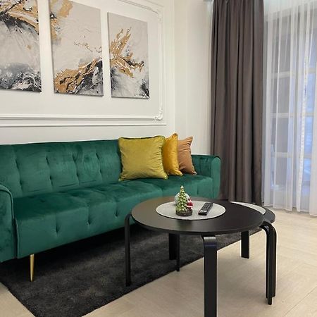Luxury City Studios Curtea de Argeş Extérieur photo