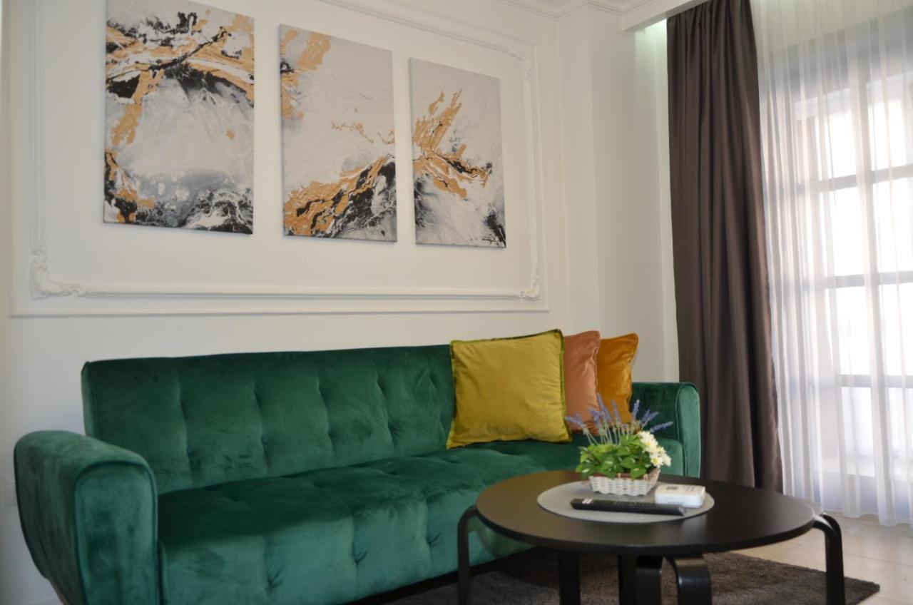 Luxury City Studios Curtea de Argeş Extérieur photo